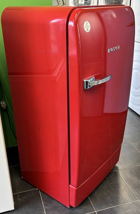 Хладилник Bosch Classic Edition | 127 см| ретро дизайн