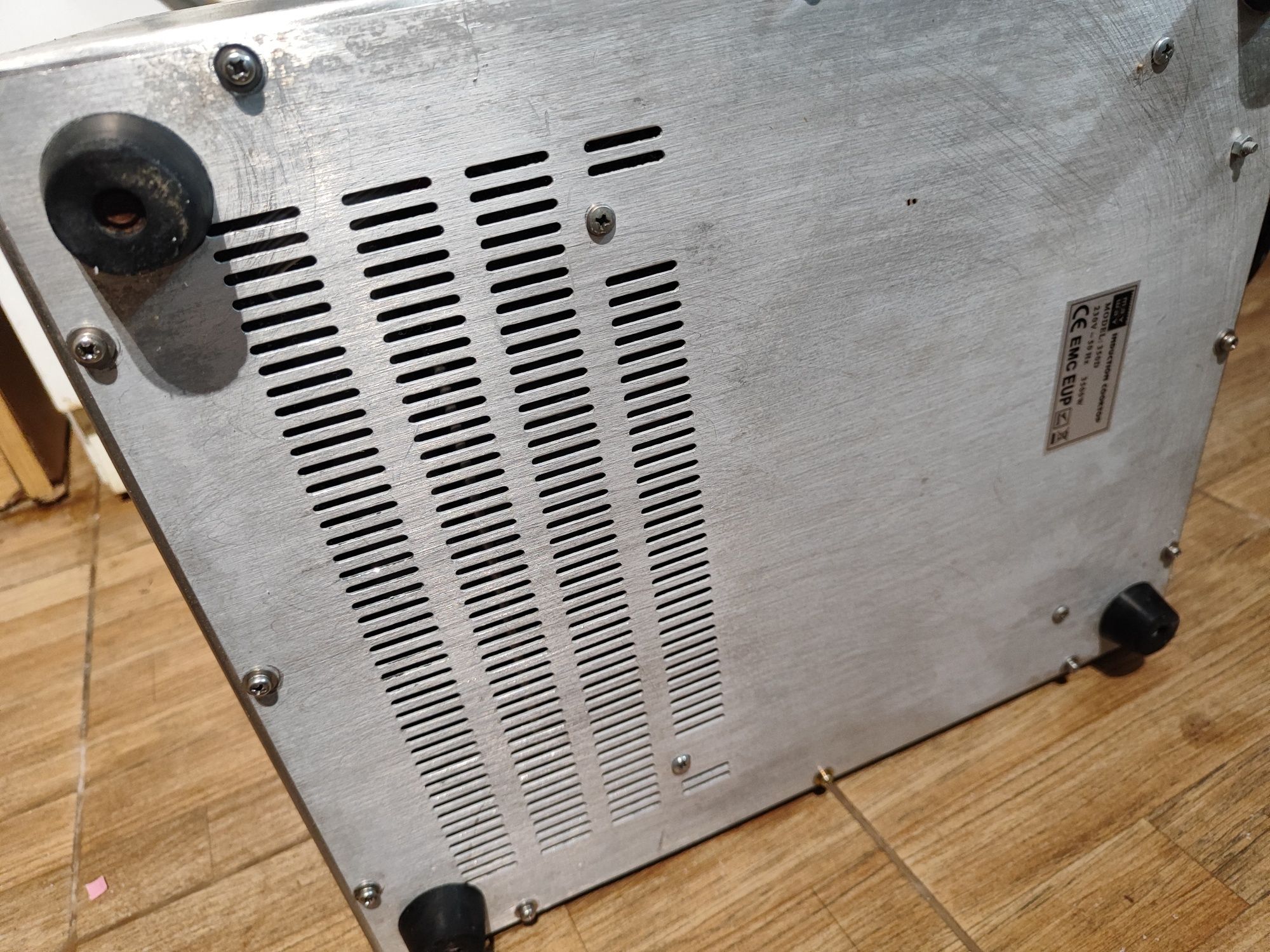 индукционен котлон професионален 3500w