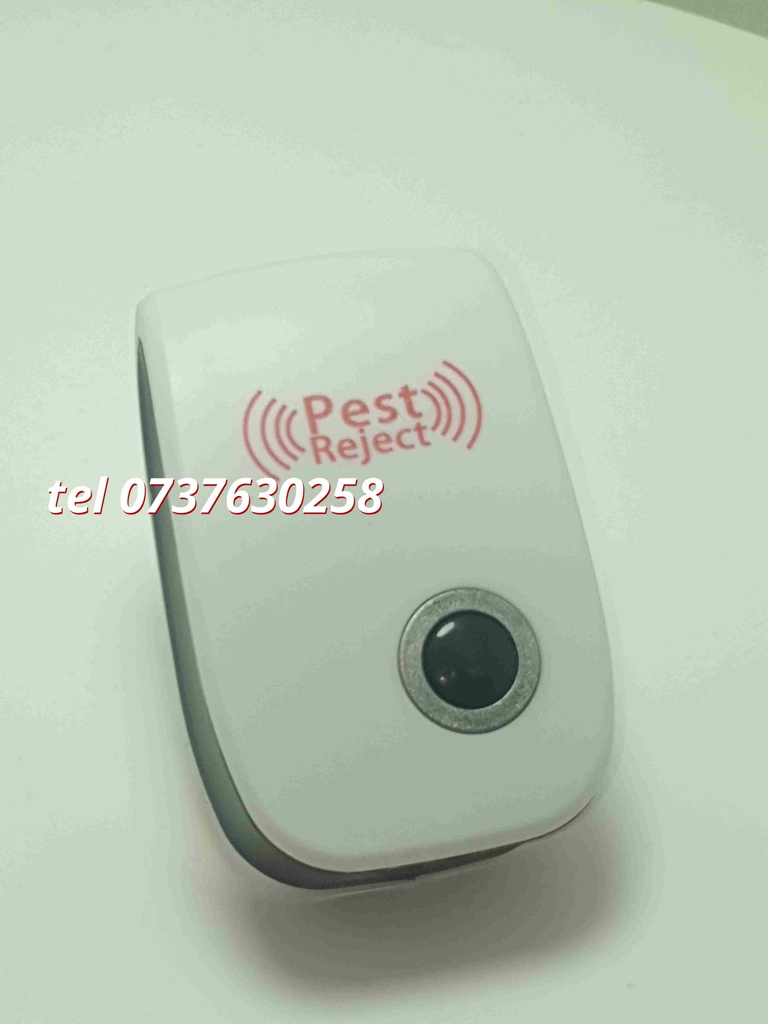 Pest Repeller Impotriva Insectelor Si Rozatoarelor Cu Alimentare 220v