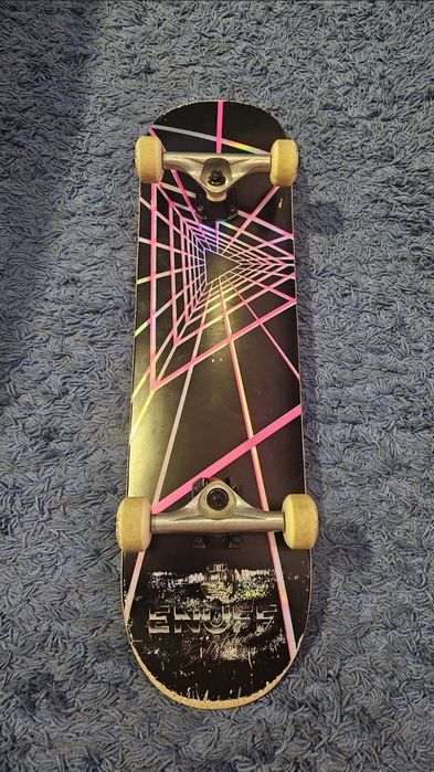 Skateboard Enuff Futurism