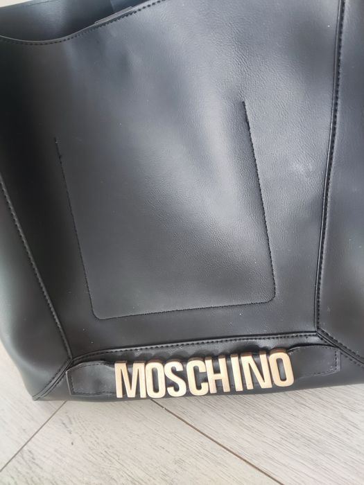 Moschino дамска чанта