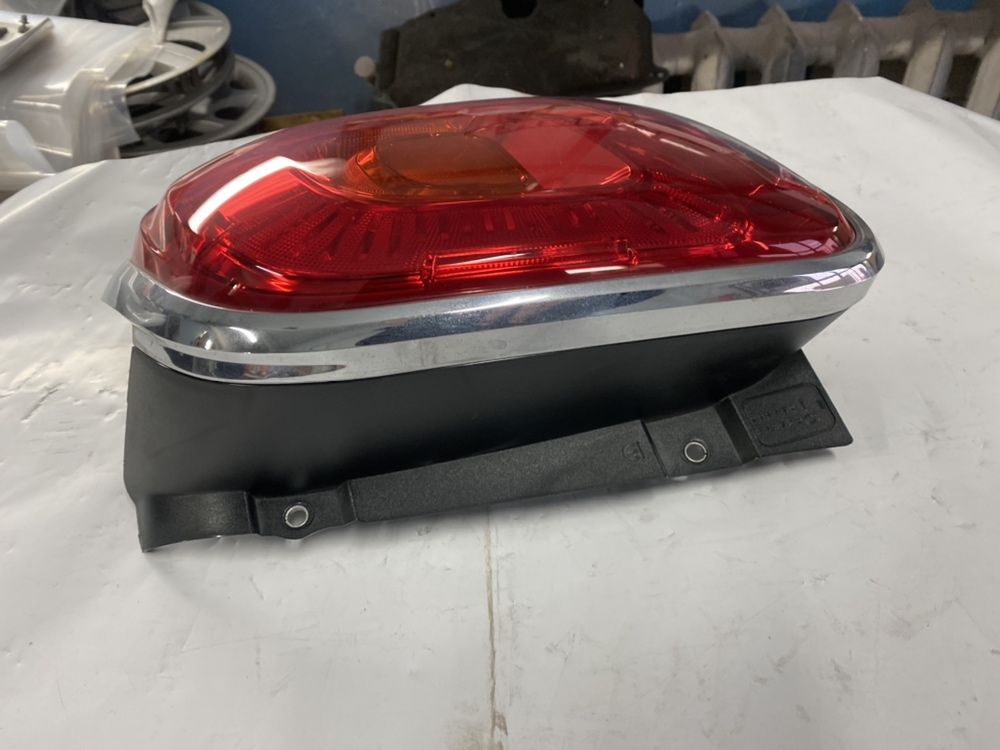 Vand lampa stop dreapta spate Fiat 500X 2014-2019