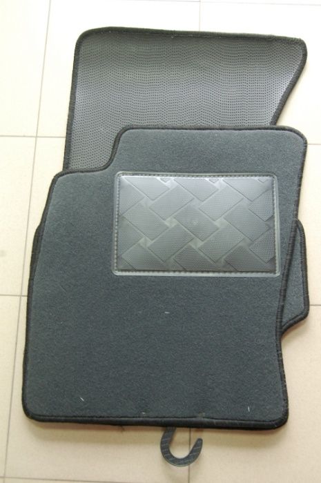 Мокетени стелки за Ауди А8 08-