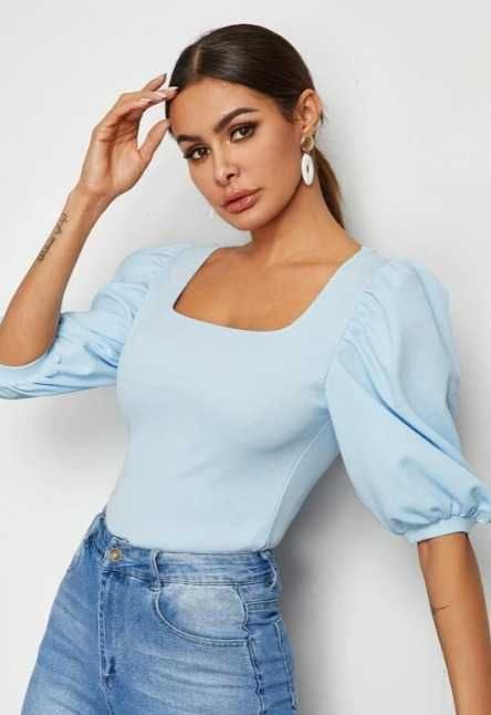 Bluza bleu cu umeri bufanti