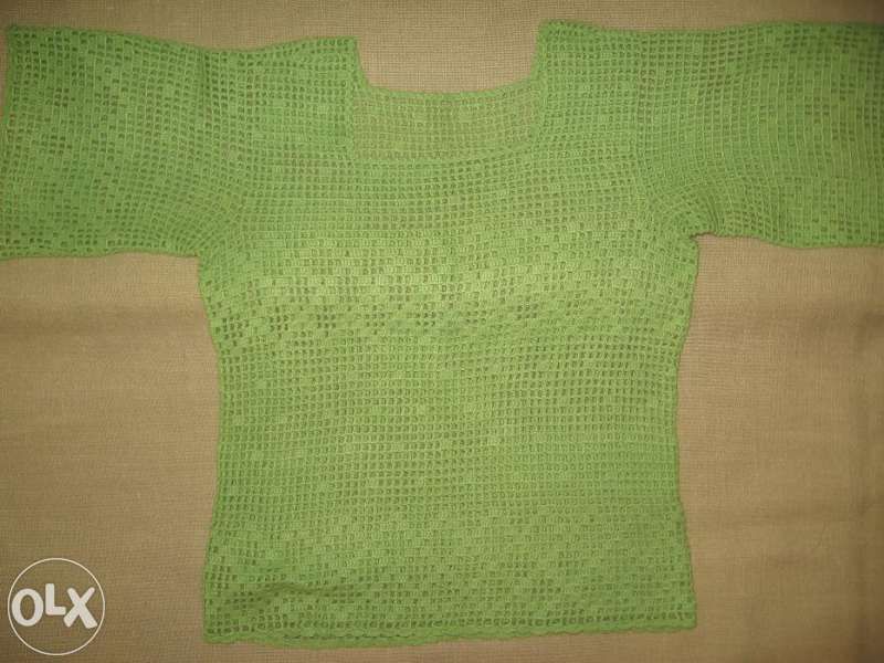 Блуза - ръчно плетена от ПАН