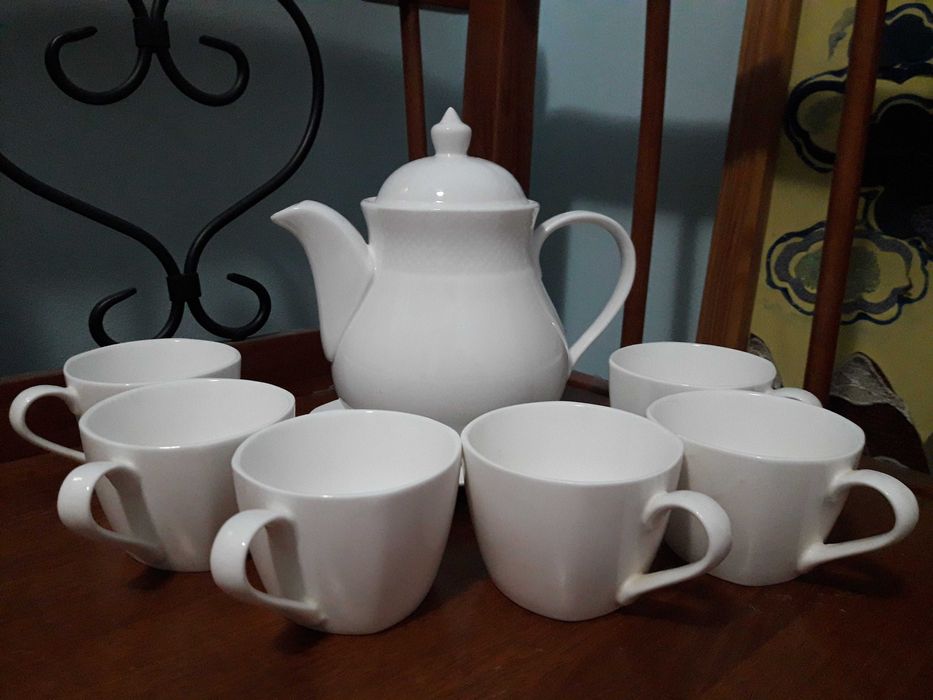 красивая посуда современная