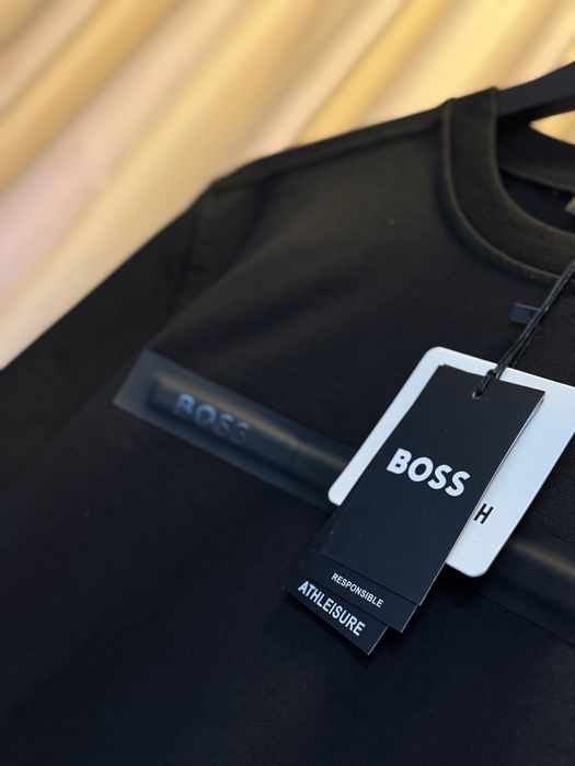 Bluza Boss negru