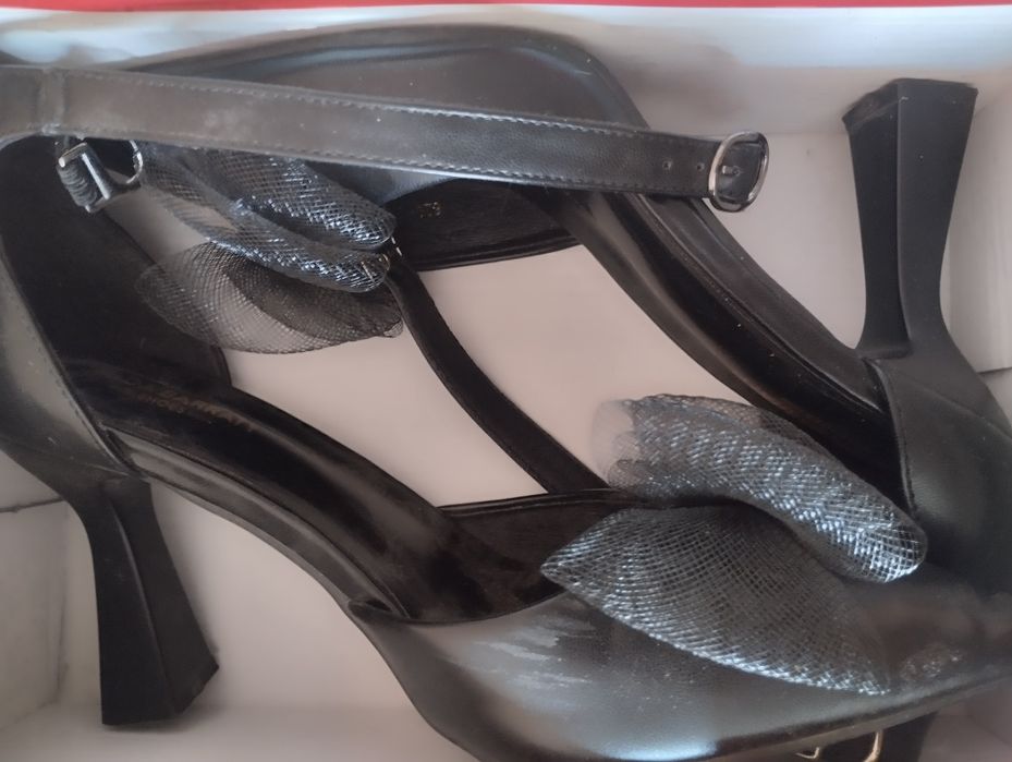 MODA BARRATY-дын туфелкиы