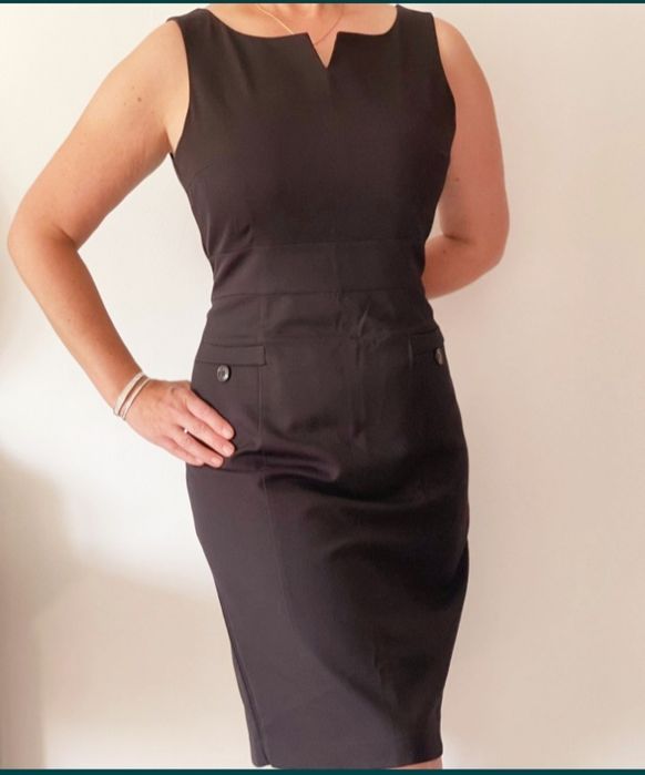 Vand rochii si pantofi