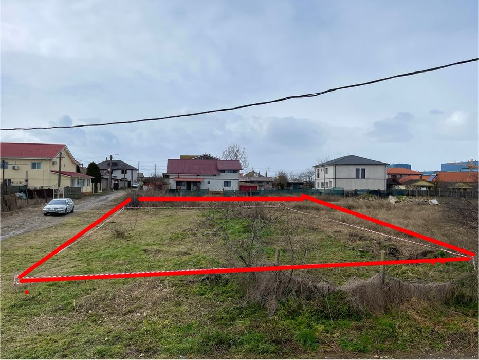 Teren 2 mai strada Teiului