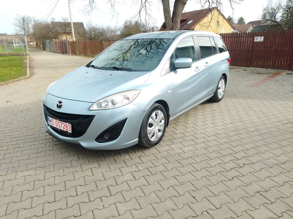 Mazda 5 cu 7 locuri motor 1.6 dízel euro 5 ne rosu valabil 3 luni
