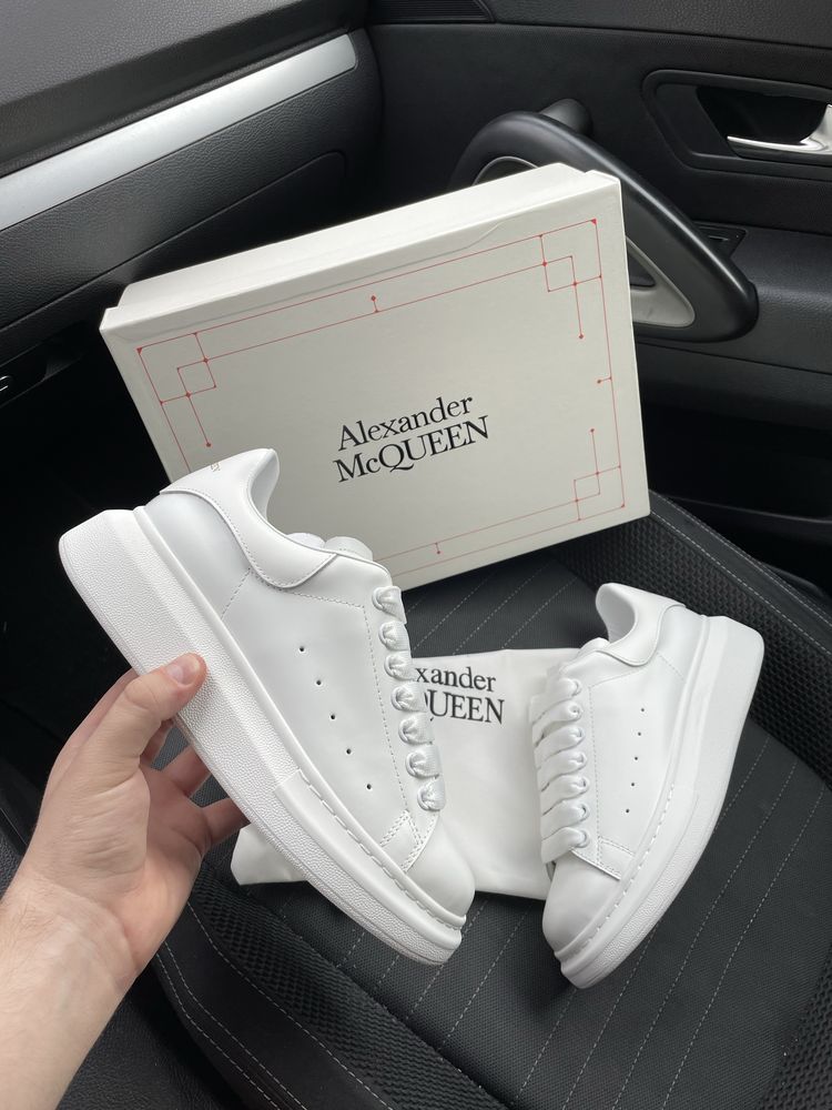 Adidasi/Sneakers Alexnader McQueen