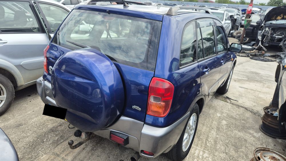 Dezmembram Toyota Rav 4 2003 2.0d 4x4