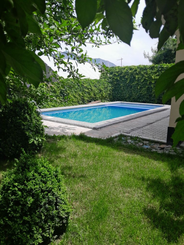Dacha arenda yusufxonada bez makler