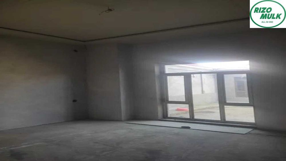 Назарбек Харакатда курилиши тугалланмаган ховли сотилади. NR494/52