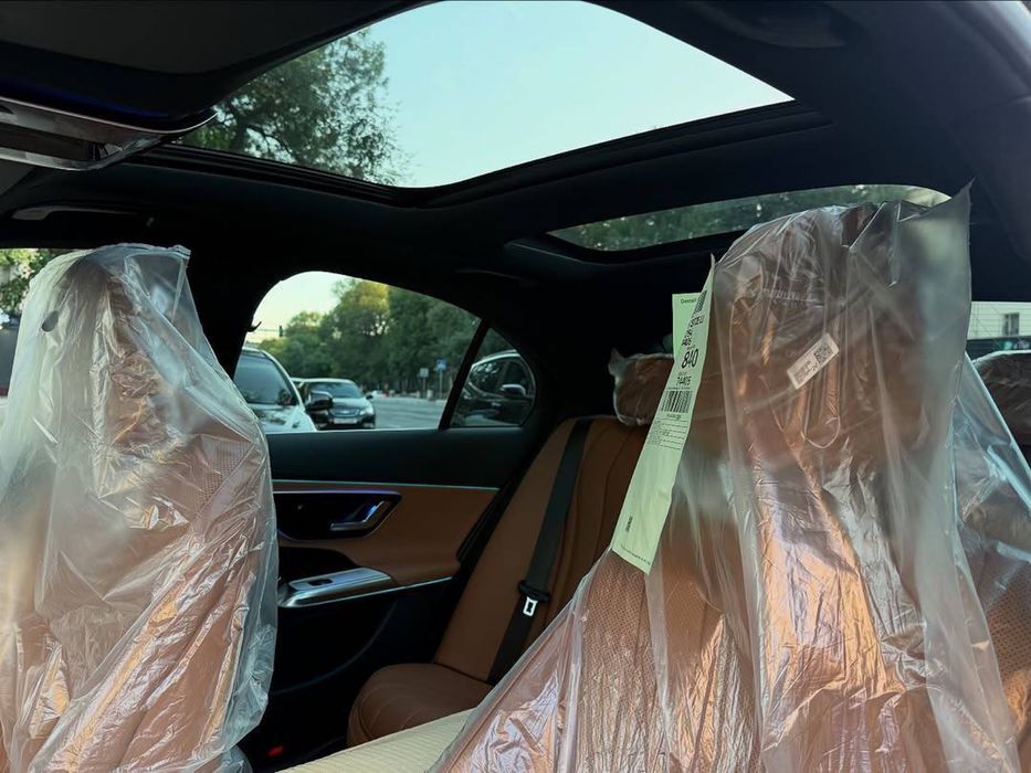 Mercedes-Benz E300 4Matic