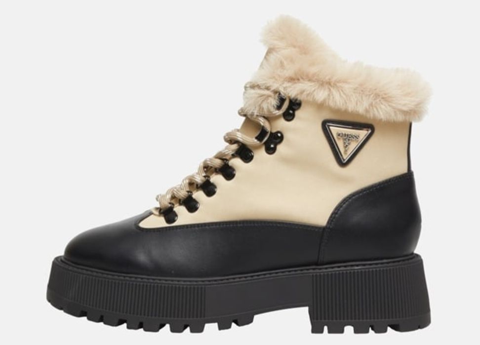 Дамски боти Guess Faux Fur Leather Lace up номера 36, 37, 40
