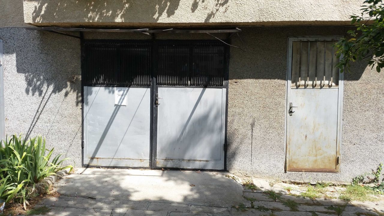 Продава се Четиристаен апартамент в Хисаря - 120 кв.м за 298 €/кв.м - Снимка #1