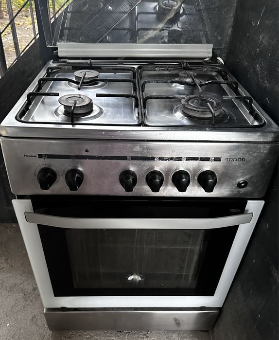 Срочно продаётся газовая плита “ROISON”