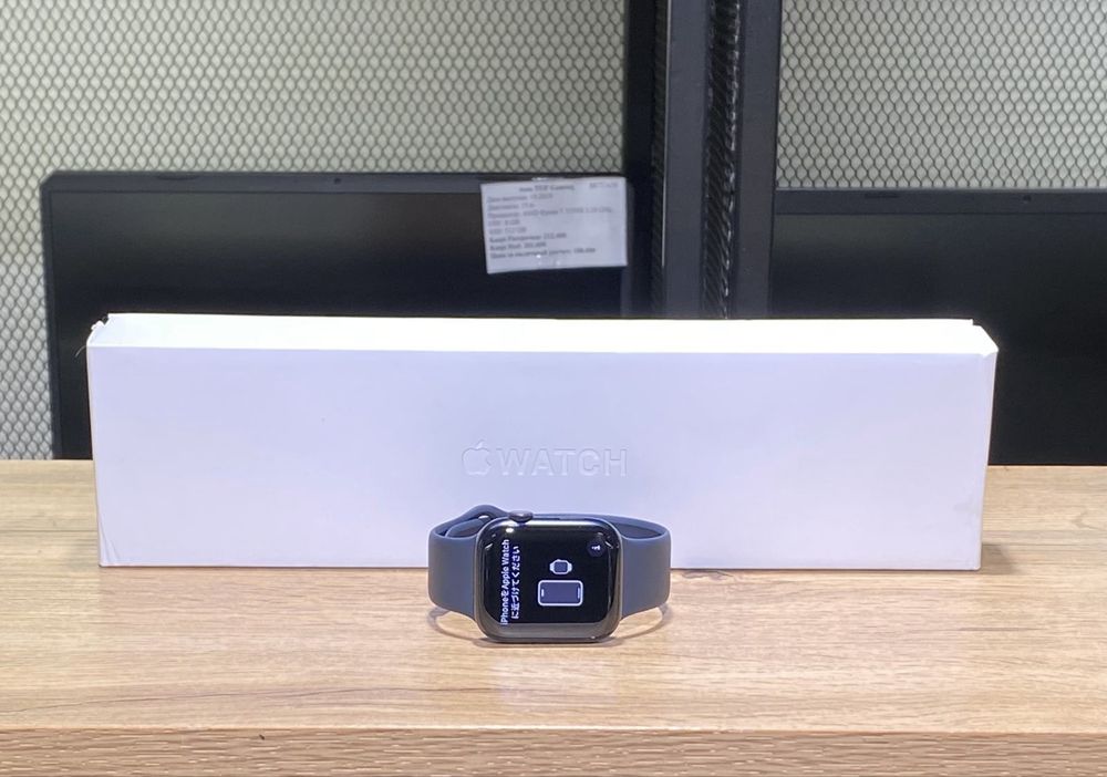 Apple Watch 8 series, 45 mm, полный комплект, 9683/А10