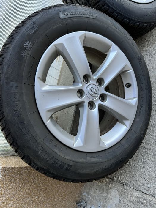 Jante Toyota 225/65/17