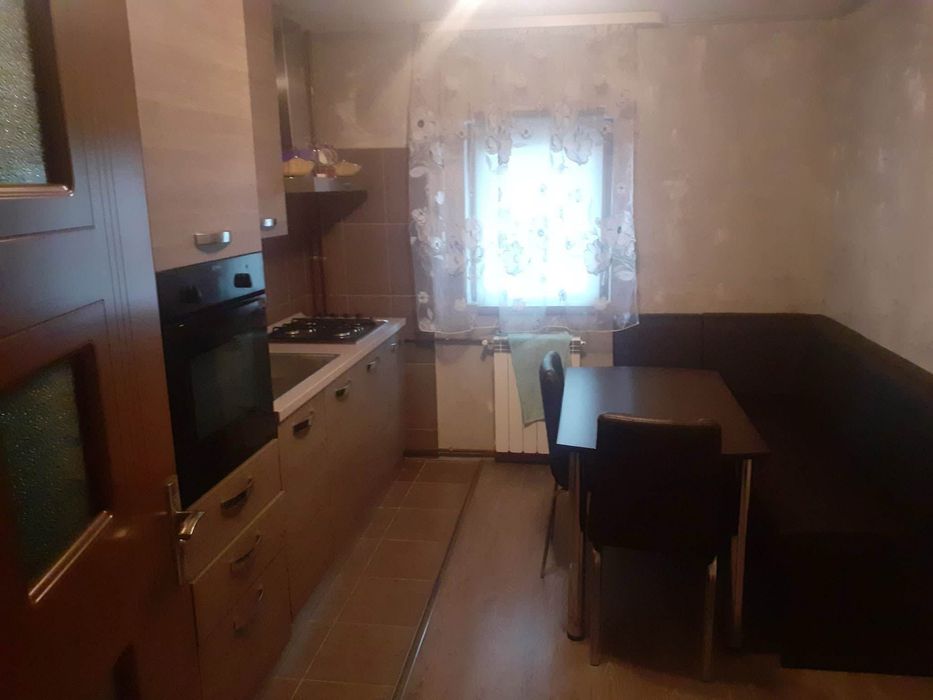 De inchiriat pe termen lung