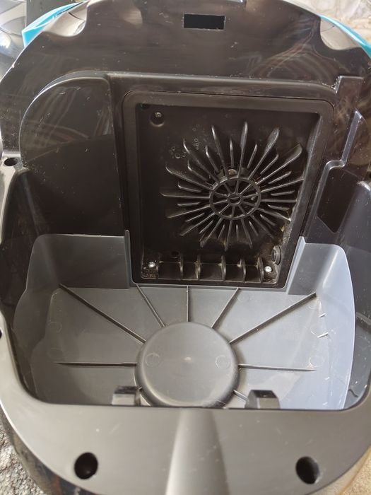 Продам пылесос DEXP в отличном состоянии