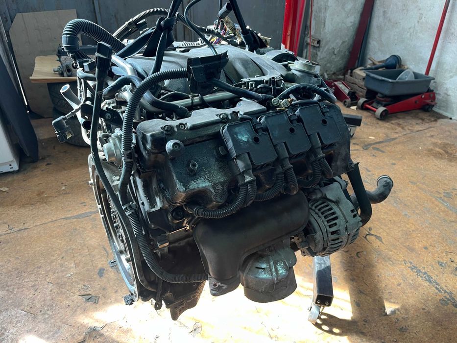 Оборудван двигател M112 3.2i от Mercedes C-class W203