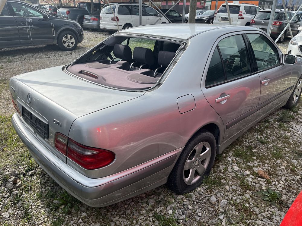 Mercedes E220 CDI Face Части!!!