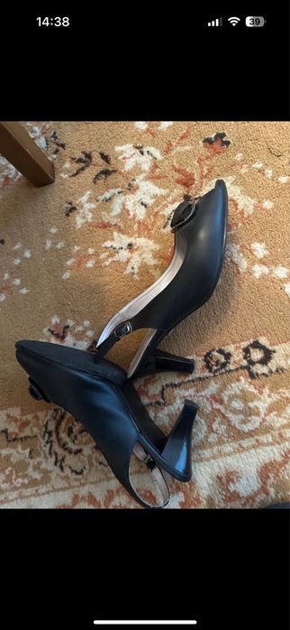 Sandale elegante cu toc