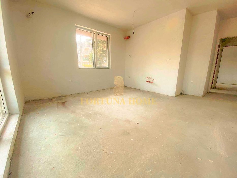 Продава се Тристаен апартамент в Варна, Виница - 90 кв.м за 1245 €/кв.м - Снимка #1