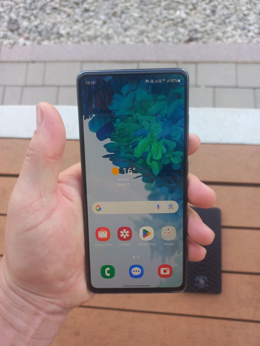 Samsung Galaxy S20FE Идеалл!!!
