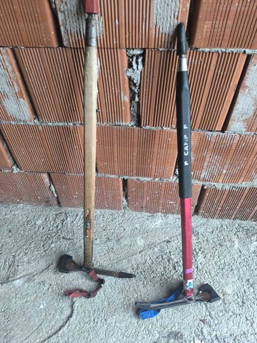 Piolet alpinism CAMP – aluminiu – 90 lei