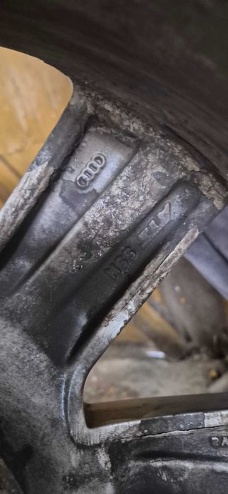 Оригинални ал.джанти 17 цола Ауди