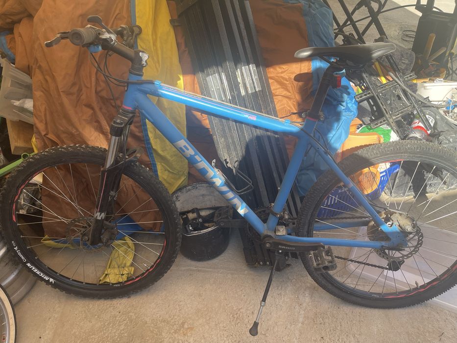 Bicicleta B’Twin Rockrider 500