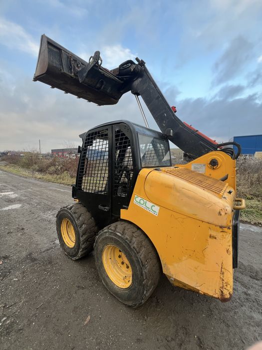 Vând miniincarcator Jcb