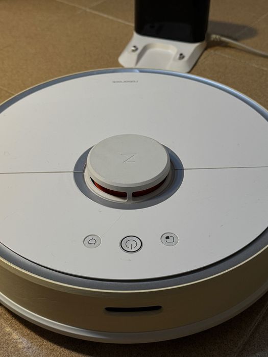 Прахосмукачка робот Roborock S5