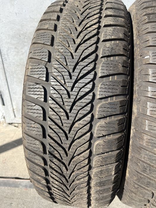 2 бр. зимни гуми 205/60/16 Sava 6,5 mm DOT 2915