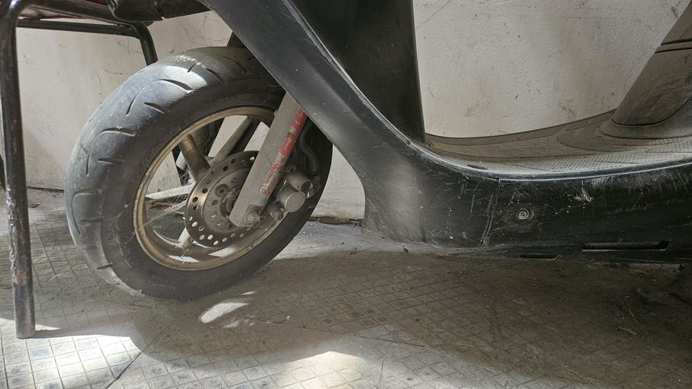 Продам мопед DIO 3 ZX Черный документы есть..