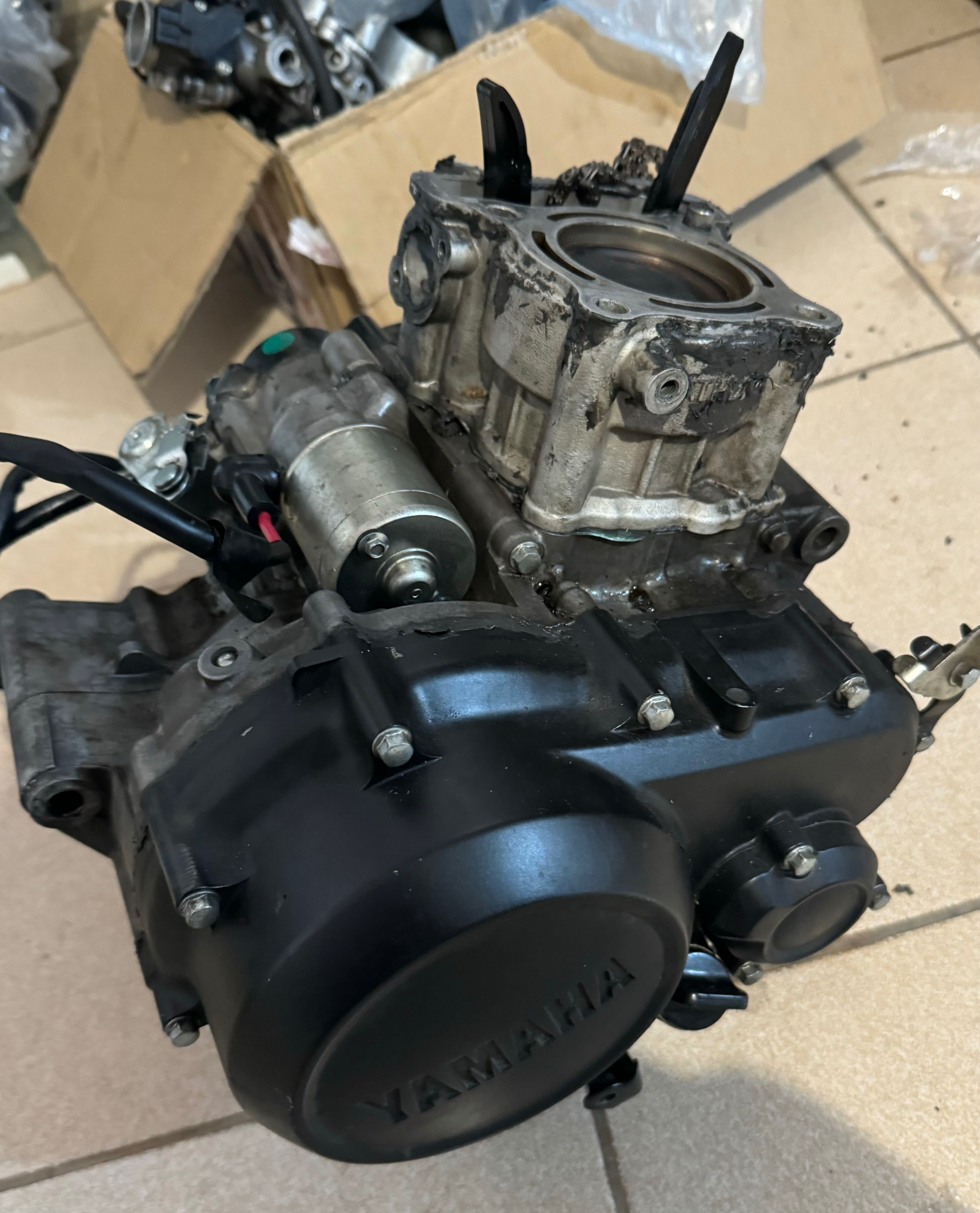 Dezmembrez motor yamaha yzf/mt 125 2008-2023