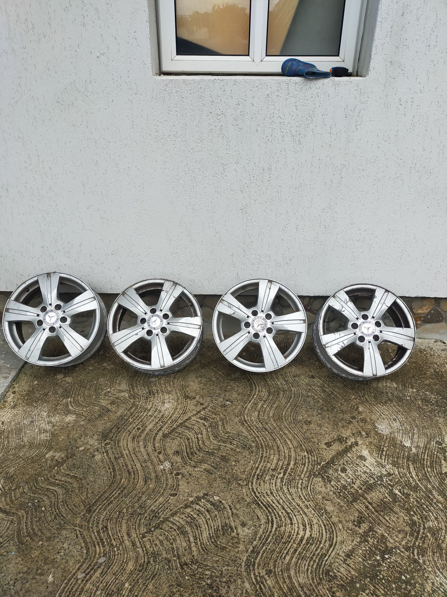 Jante aliaj Mercedes r16
