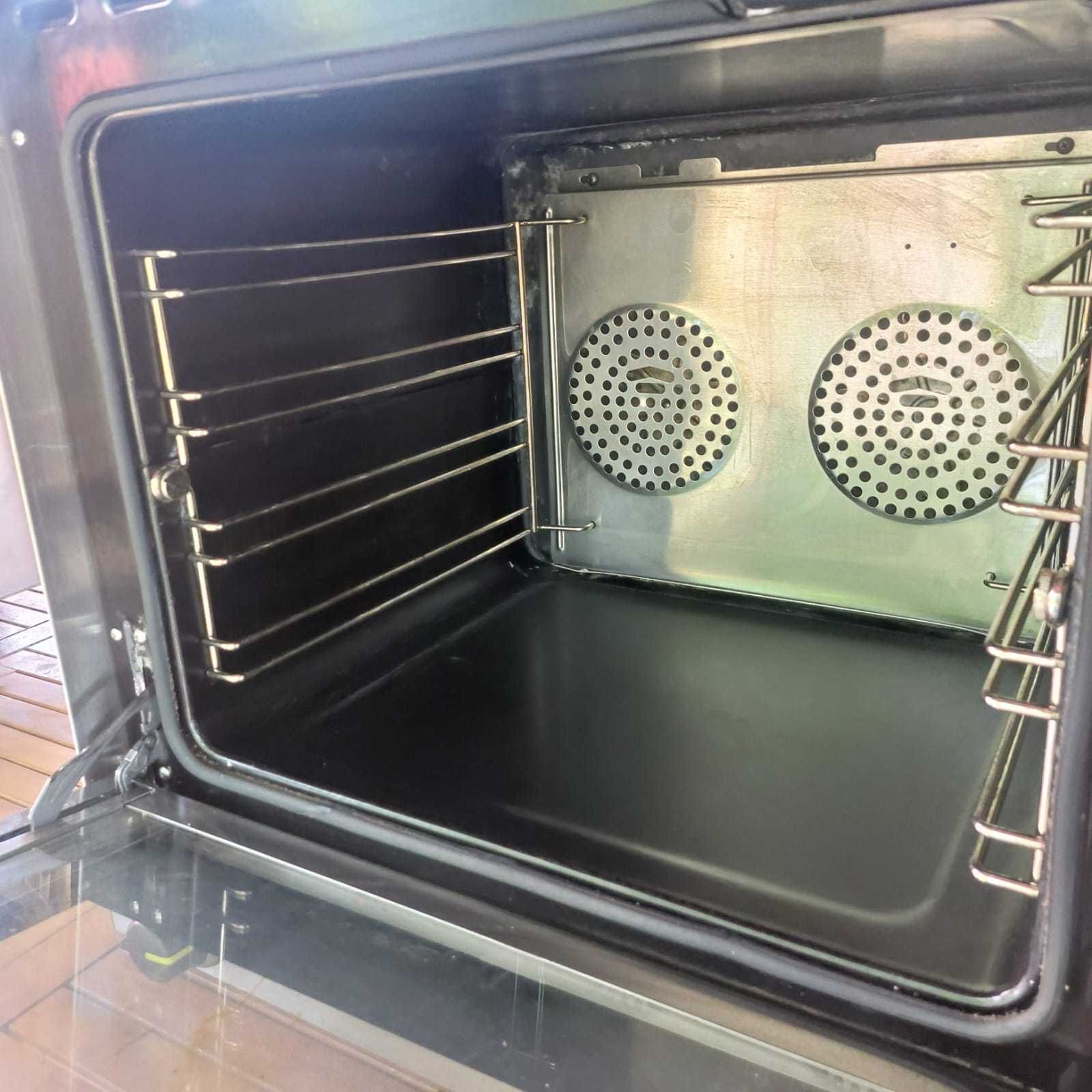 Vand Cuptor convectie Hendi H90, 4 tavi 438x315 mm incluse.