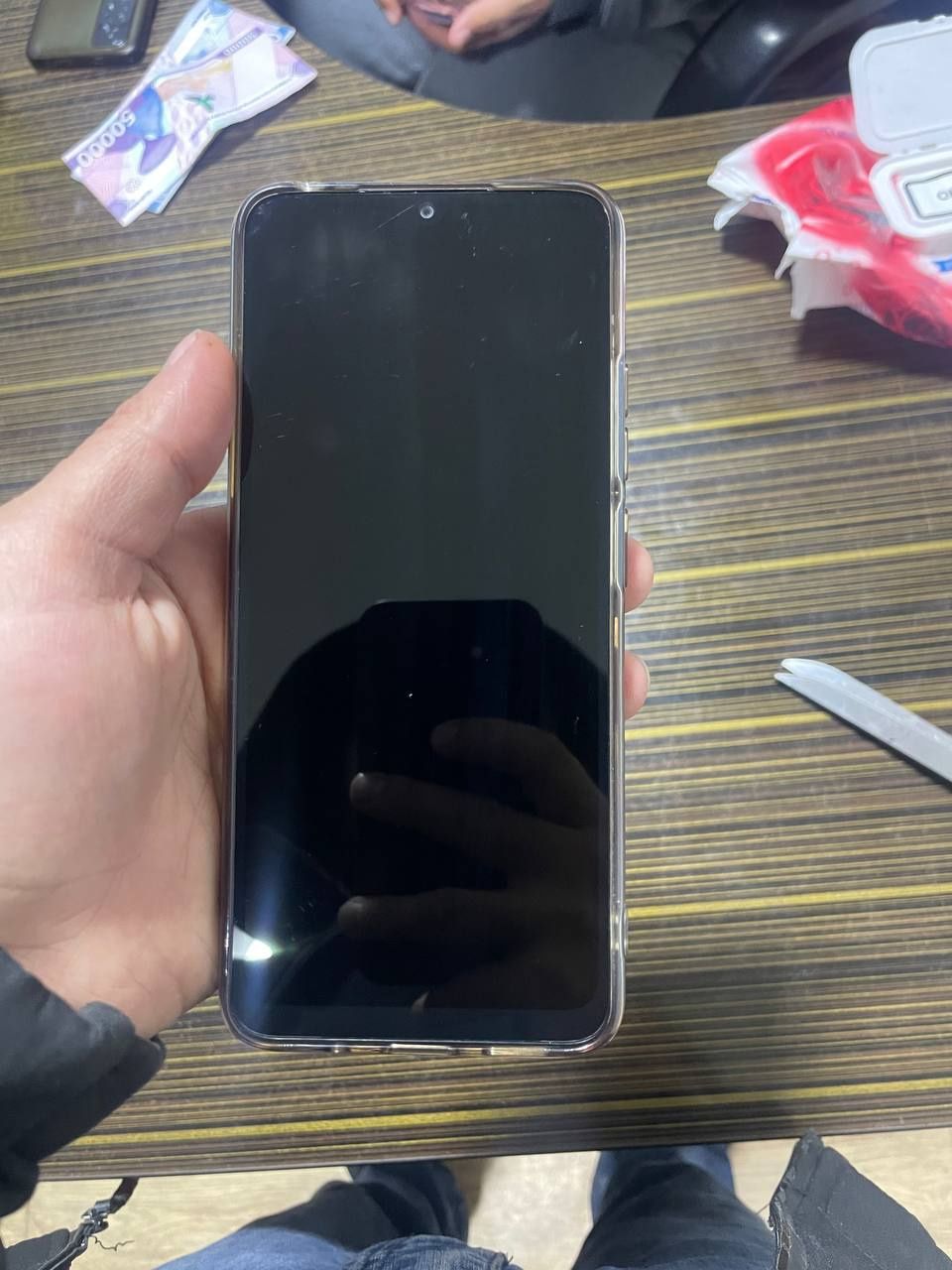 Redmi 12c sotiladi