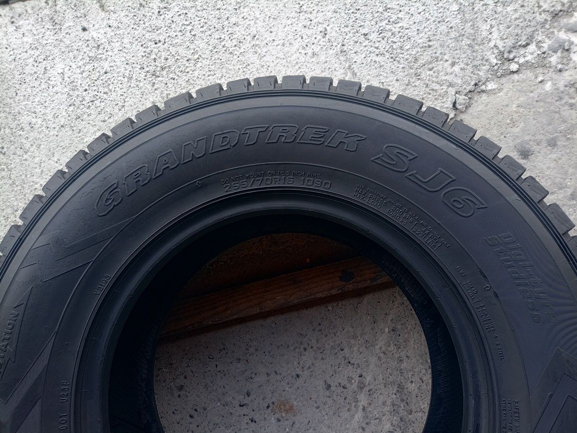 4 anvelope M+S Dunlop 255/70 R16