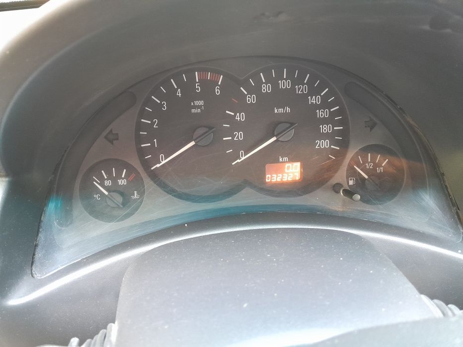 Open Corsa C  2006 1.3 diesel Impecabila cu kilometri putini