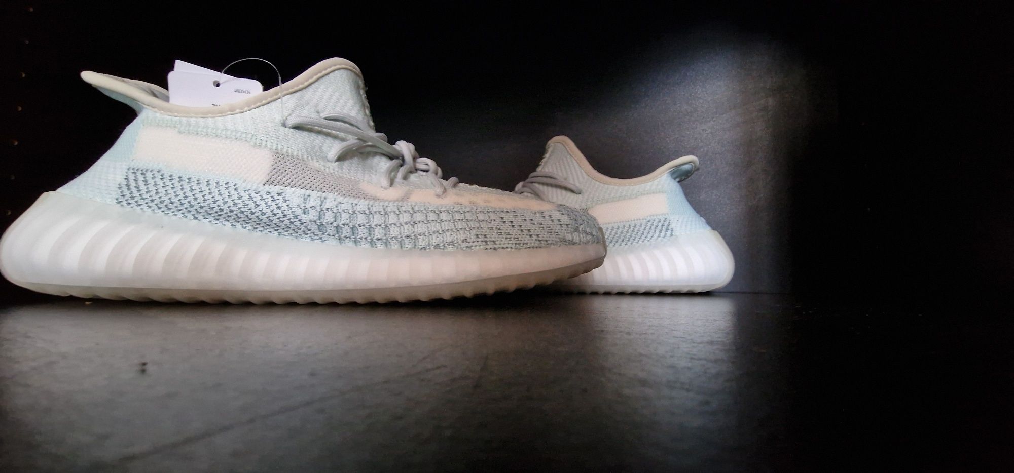 Yeezy 350 cloud white