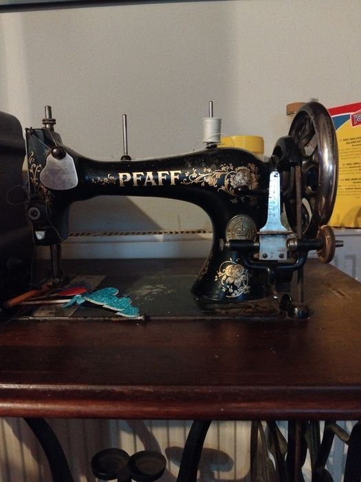 Masna de cusut  manual