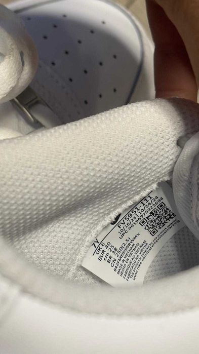 Nike Air Force 1 LE (GS) Triple White 40