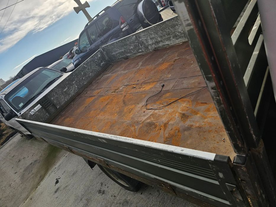 Dezmembrez Ford Transit 2.4 TDDI cod FXFA 85 kw euro 3 an 2004 punte dubla