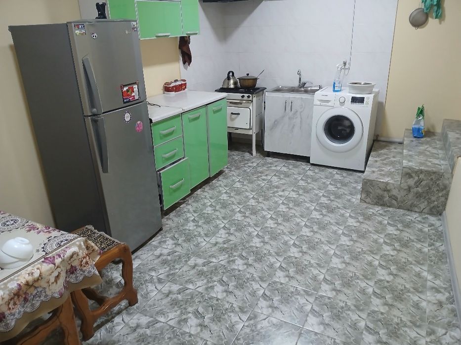 Sheriklikka kvartira 2 kishi kerak Bodomzor metro Tatu Bezmakler